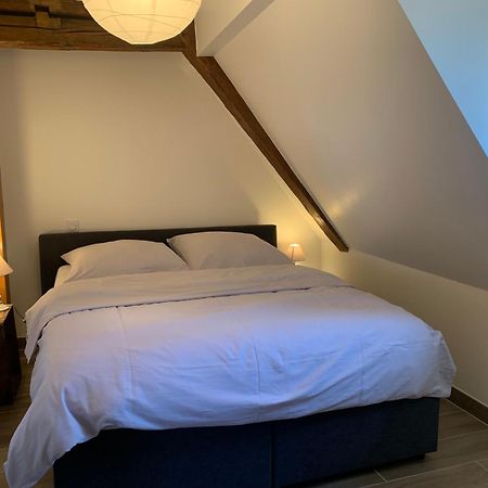 Le Clocher " Sous Les Combles" Parking Gratuit Beblenheim Exterior photo